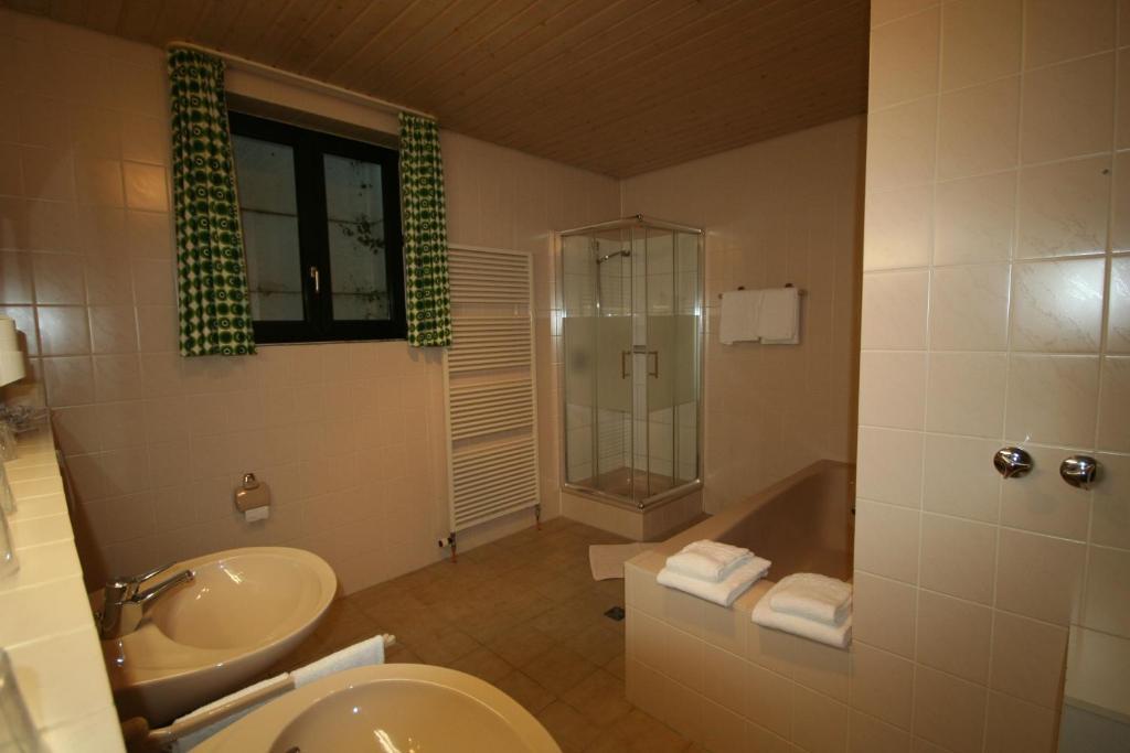 Hotel Fausel Göppingen Zimmer foto